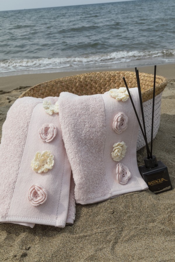 Set asciugamani Federica con profumatore - Asciugamani online shop negozio